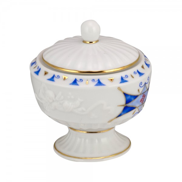 PORCELAIN COUP WITH A LID BR 206/4570